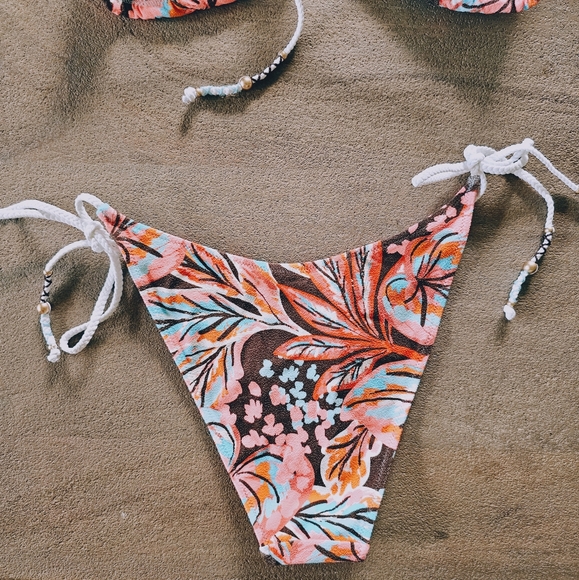 American Eagle Aerie sz M bikini set CHEEKY - Picture 7 of 9
